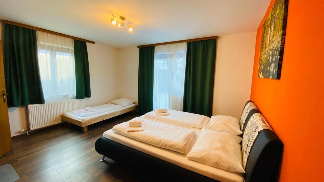 Holiday House Auer - By Four Seasons Apartments Kaprun Exteriör bild
